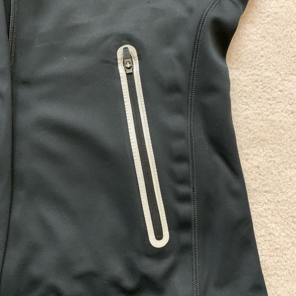 Gore Running Wear Mythos Soft Shell II Win… - Picture 8 of 16